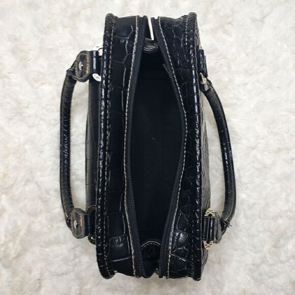 Black Faux Snake Embossed Vegan Leather Handbag - Picture 11 of 14